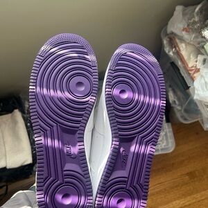 Nike White and Purple Sole Sneakers